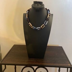 Kevia chain link necklace